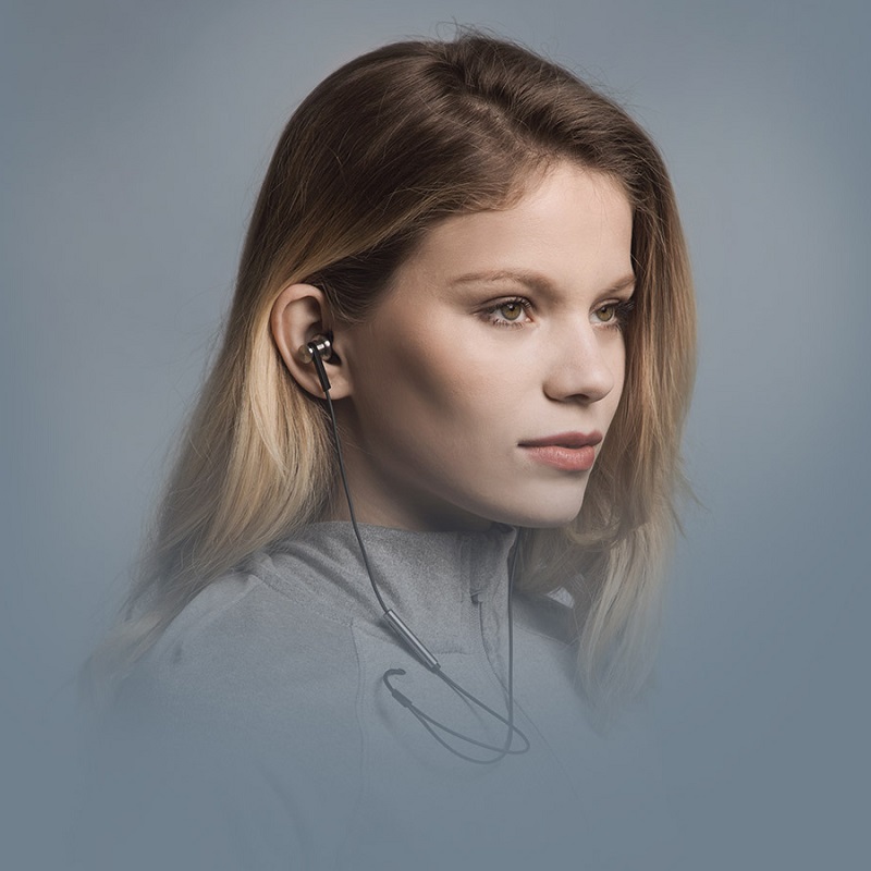 Xiaomi Mi In-Ear Headphones Pro Hybrid